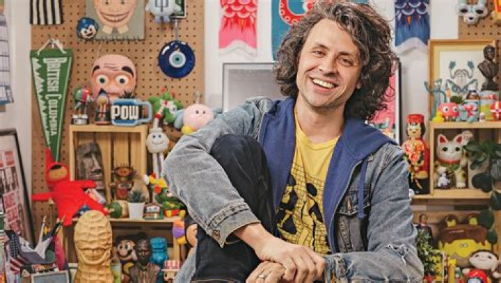 J. J. McCullough Biography, Age, Height, Wife, Net Worth, Family
