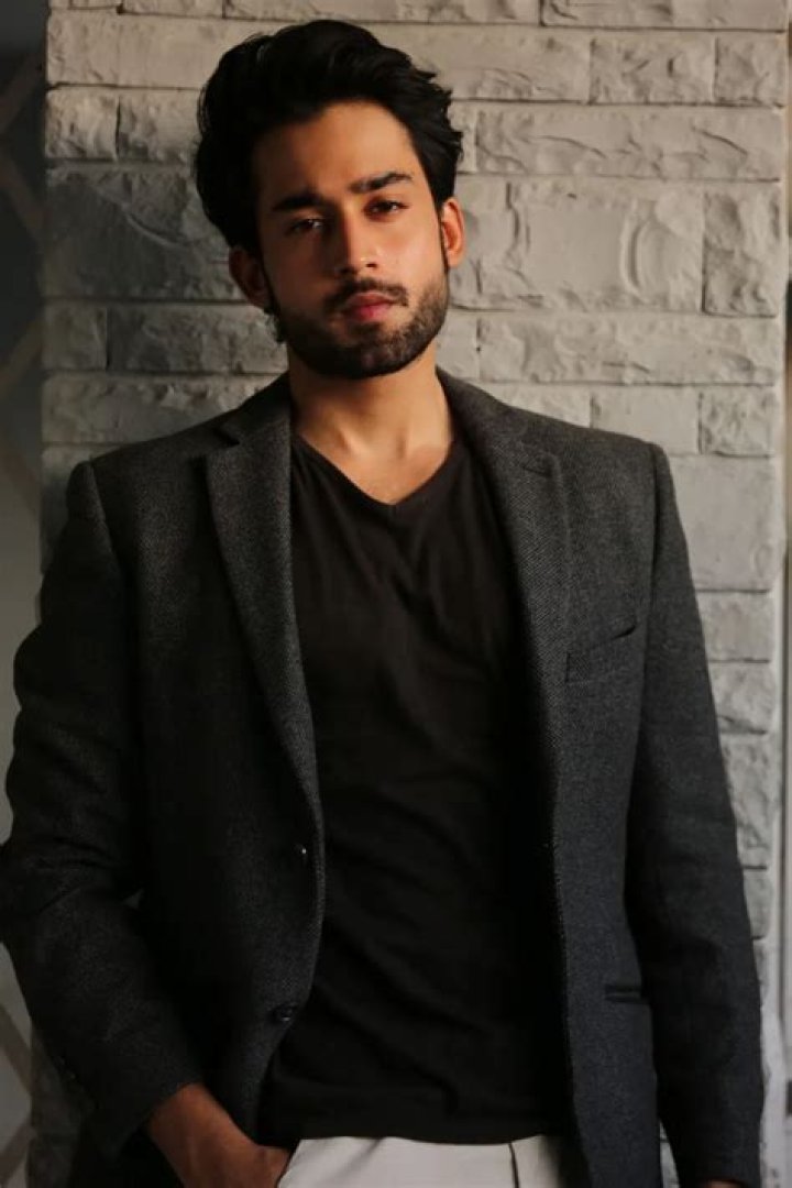Mohammed Bilal Biography, Age, Height, Wife, Net Worth, Family